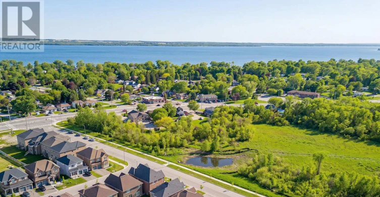25 Garrett Styles Drive, Georgina, ON, L4P 0J1 - 2