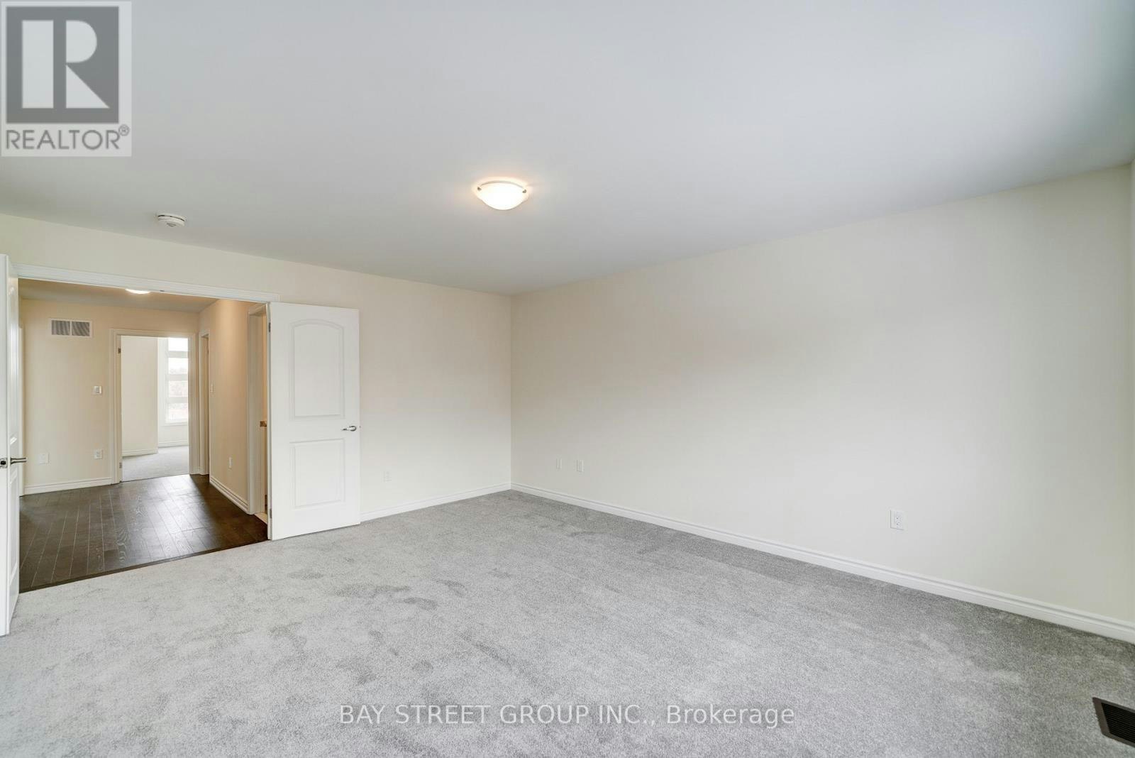 25 Garrett Styles Drive, Georgina, ON, L4P 0J1 - 28