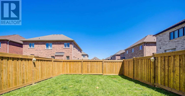 25 Garrett Styles Drive, Georgina, ON, L4P 0J1 - 41