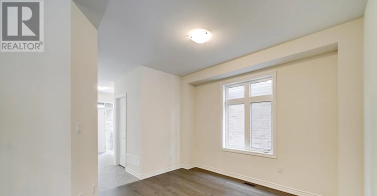 25 Garrett Styles Drive, Georgina, ON, L4P 0J1 - 6