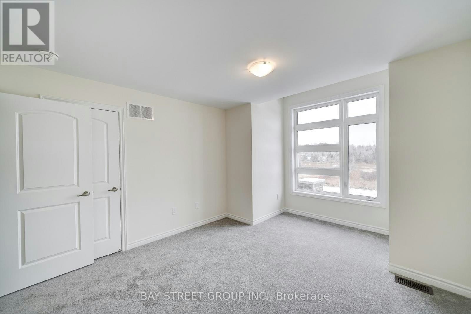 25 Garrett Styles Drive, Georgina, ON, L4P 0J1 - 34