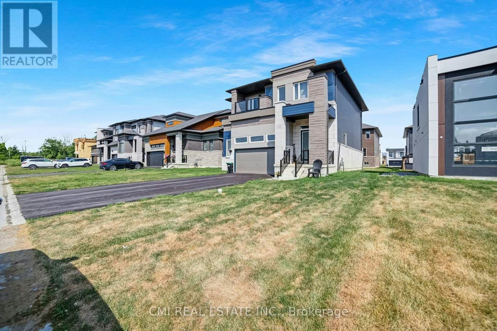 3742 Sunbank Crescent, Severn, ON, L3V 6H3 - 2