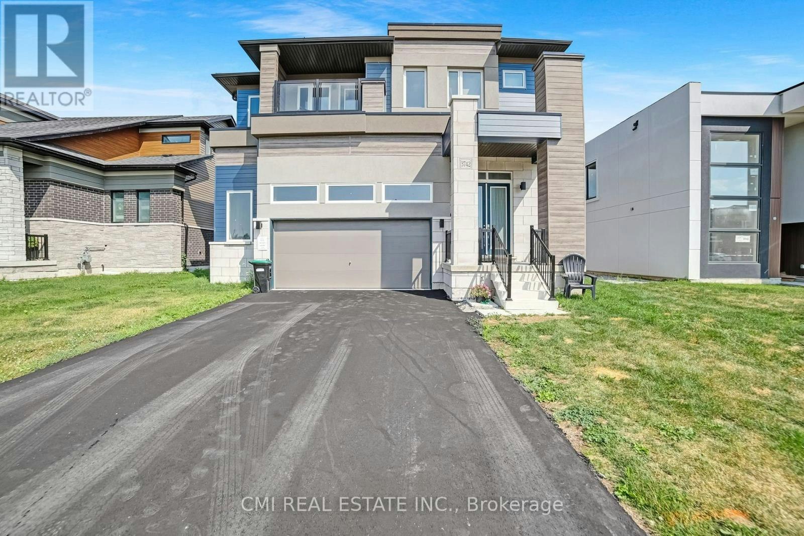 3742 Sunbank Crescent, Severn, ON, L3V 6H3