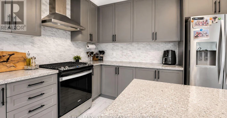 4 Sweet Cicely Street, Springwater, ON, L9X 2E2 - 16