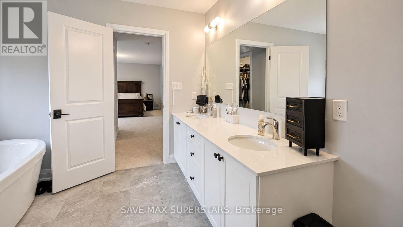 4 Sweet Cicely Street, Springwater, ON, L9X 2E2 - 32