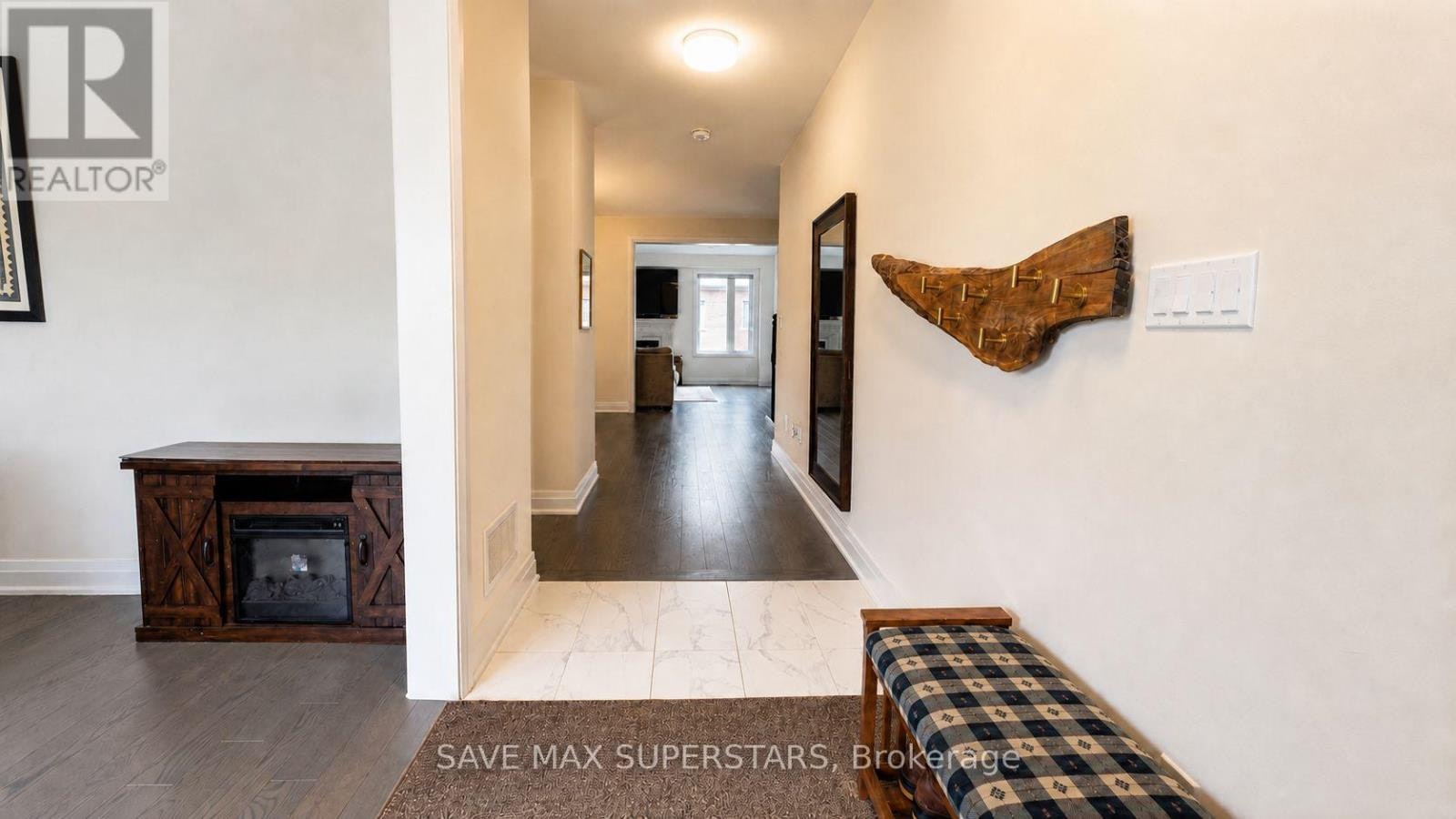 4 Sweet Cicely Street, Springwater, ON, L9X 2E2 - 5