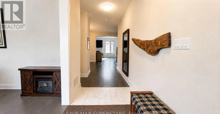 4 Sweet Cicely Street, Springwater, ON, L9X 2E2 - 5
