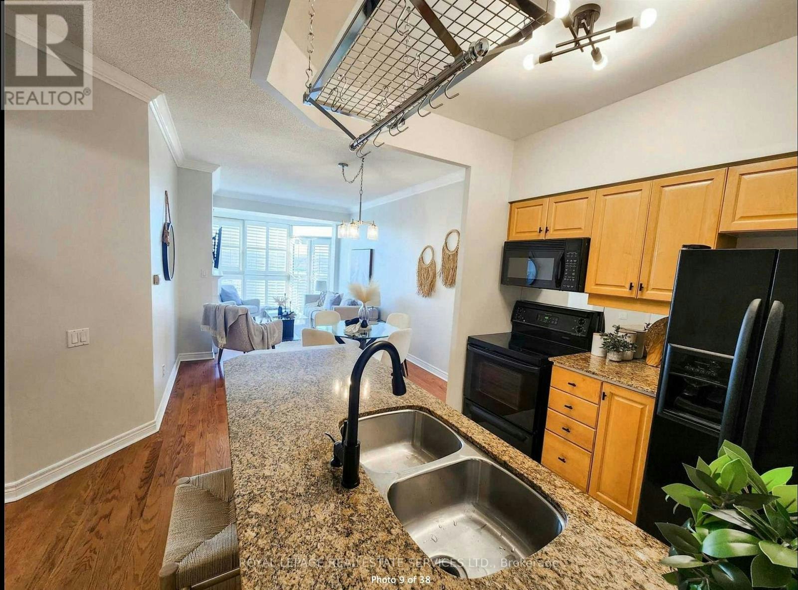UPH5-60 Old Mill Road, Oakville, ON, L6J 7V9 - 30