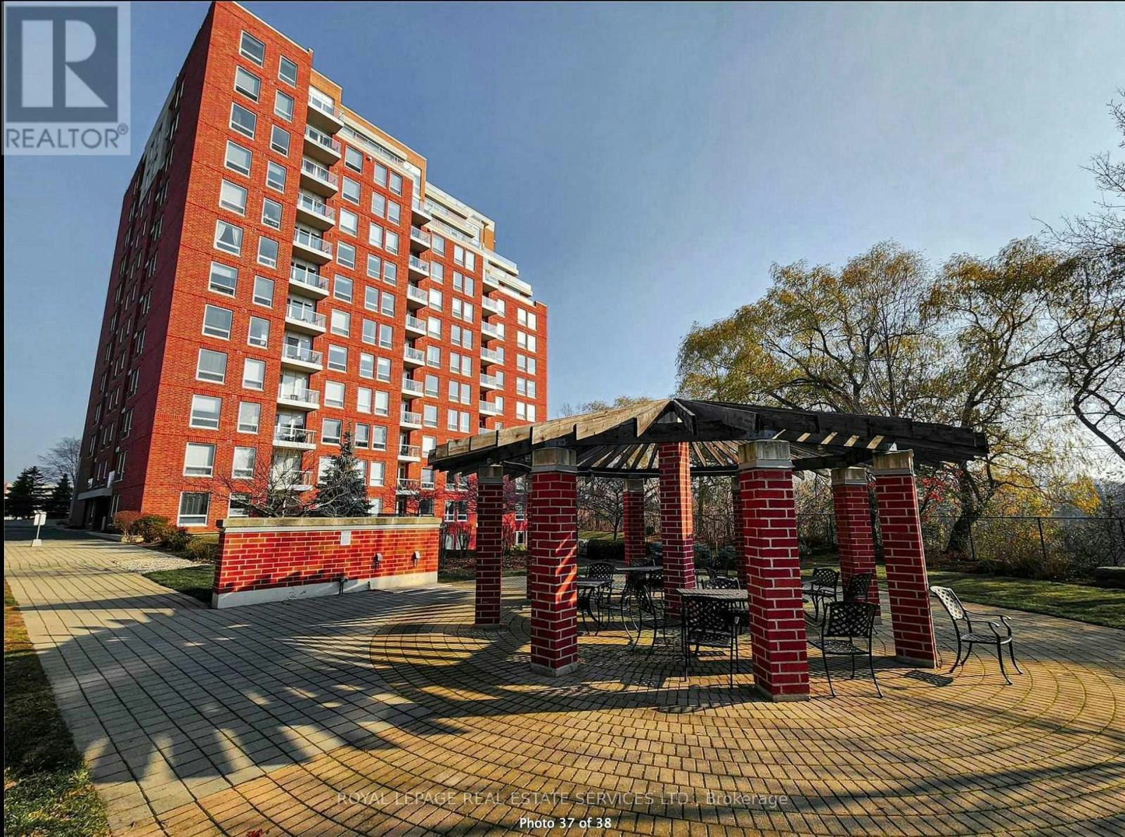 UPH5-60 Old Mill Road, Oakville, ON, L6J 7V9 - 4