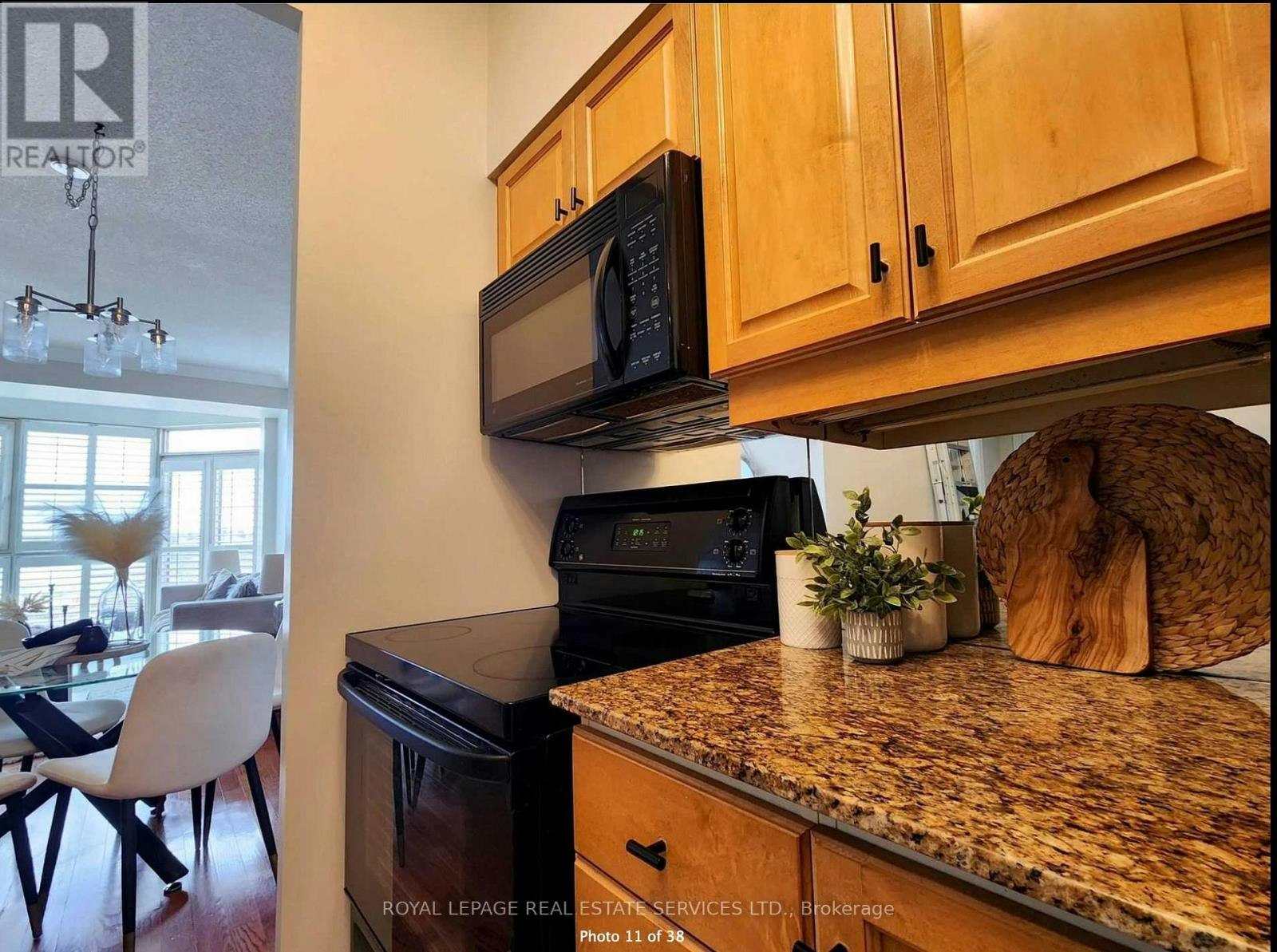 UPH5-60 Old Mill Road, Oakville, ON, L6J 7V9 - 28