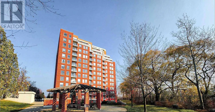 UPH5-60 Old Mill Road, Oakville, ON, L6J 7V9 - 37