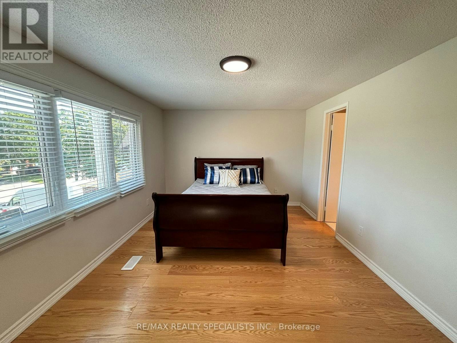 4334 Lee Drive, Mississauga, ON, L4W 4A8 - 18