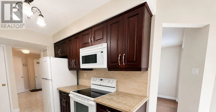 4334 Lee Drive, Mississauga, ON, L4W 4A8 - 4