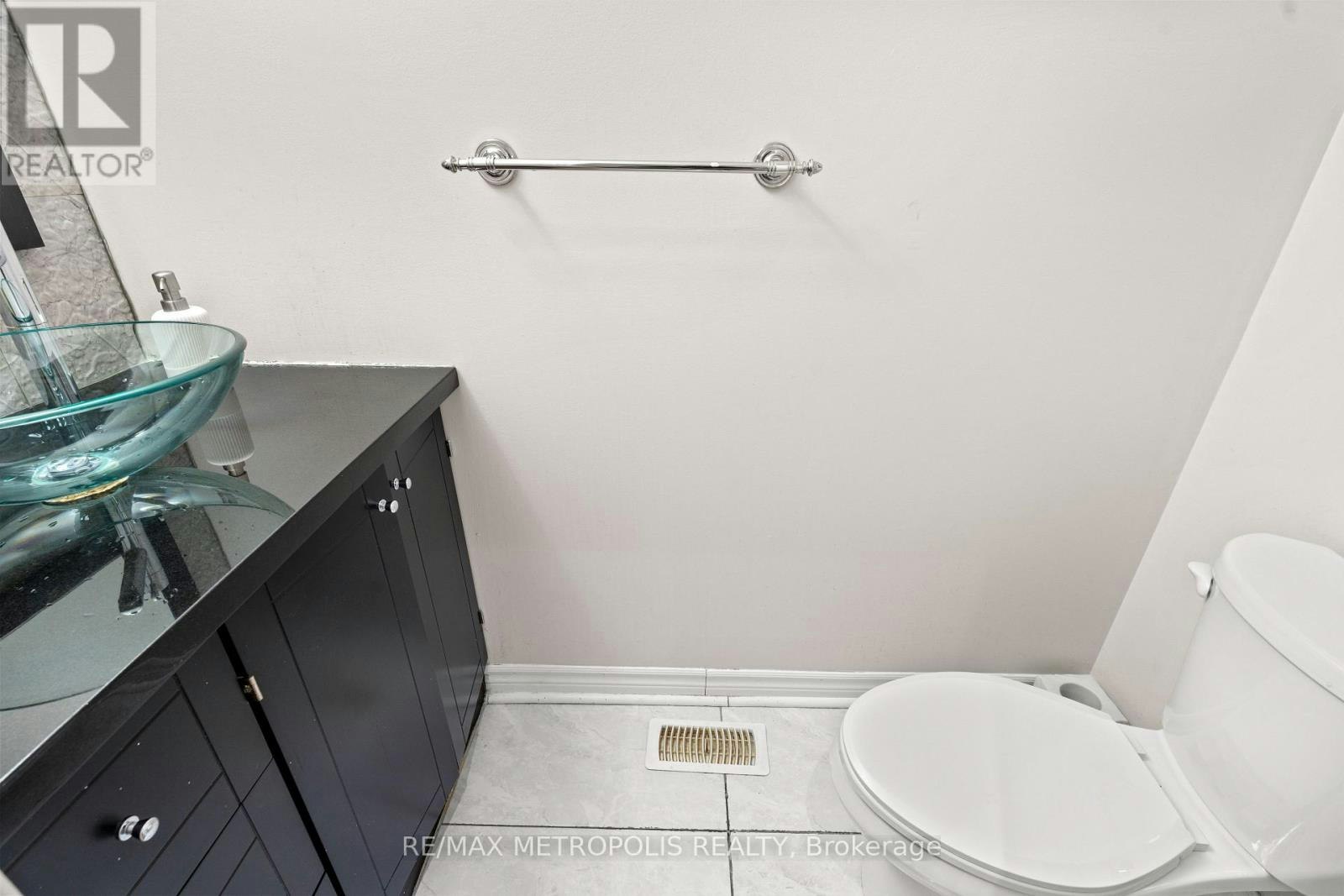 MAIN & UPPER-552 Feathergrass Crescent, Mississauga, ON, L4Z 3Y5 - 13