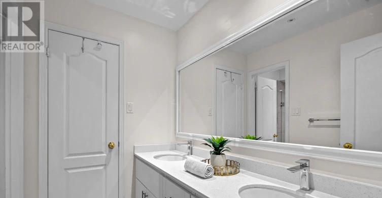MAIN & UPPER-552 Feathergrass Crescent, Mississauga, ON, L4Z 3Y5 - 27
