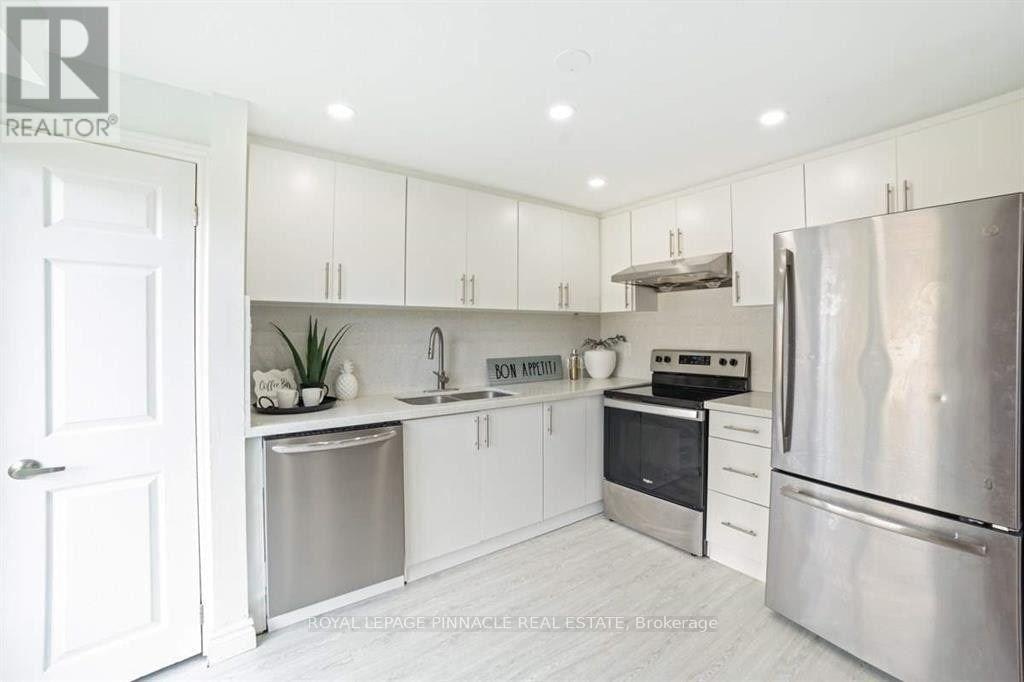 733 Parkview Crescent, Cambridge, ON, N3H 5A1