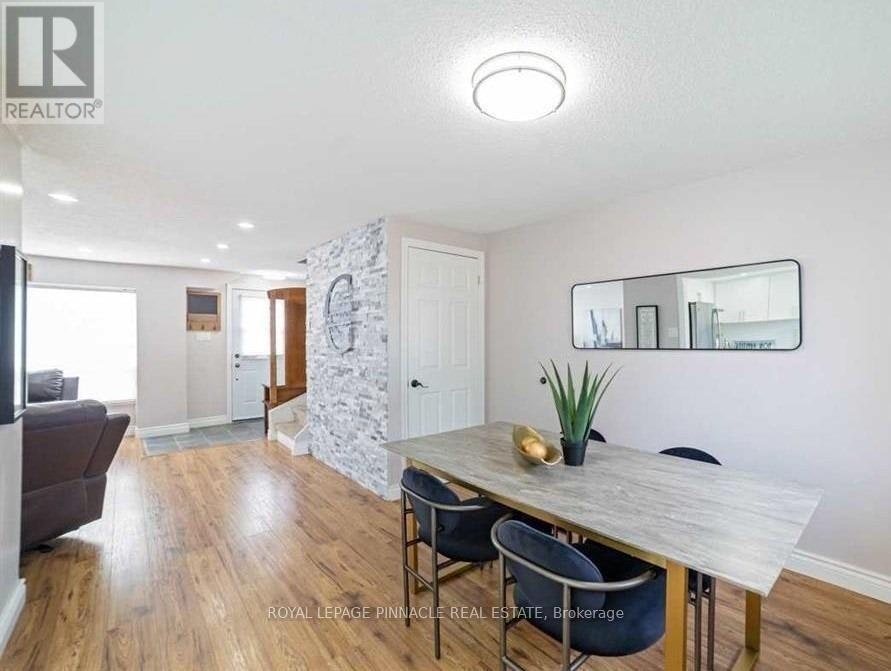 733 Parkview Crescent, Cambridge, ON, N3H 5A1 - 6