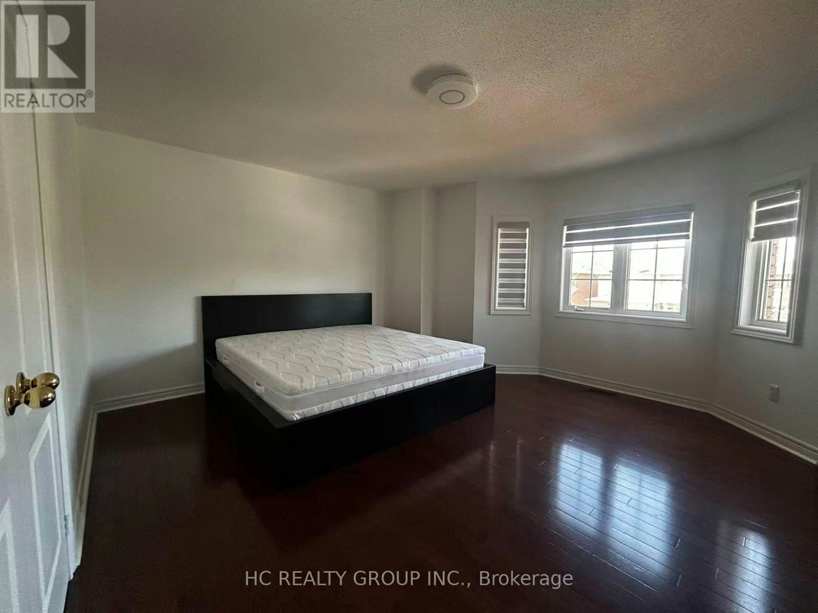 ROOM1-563 Highglen Avenue, Markham, ON, L3S 4N3 - 2