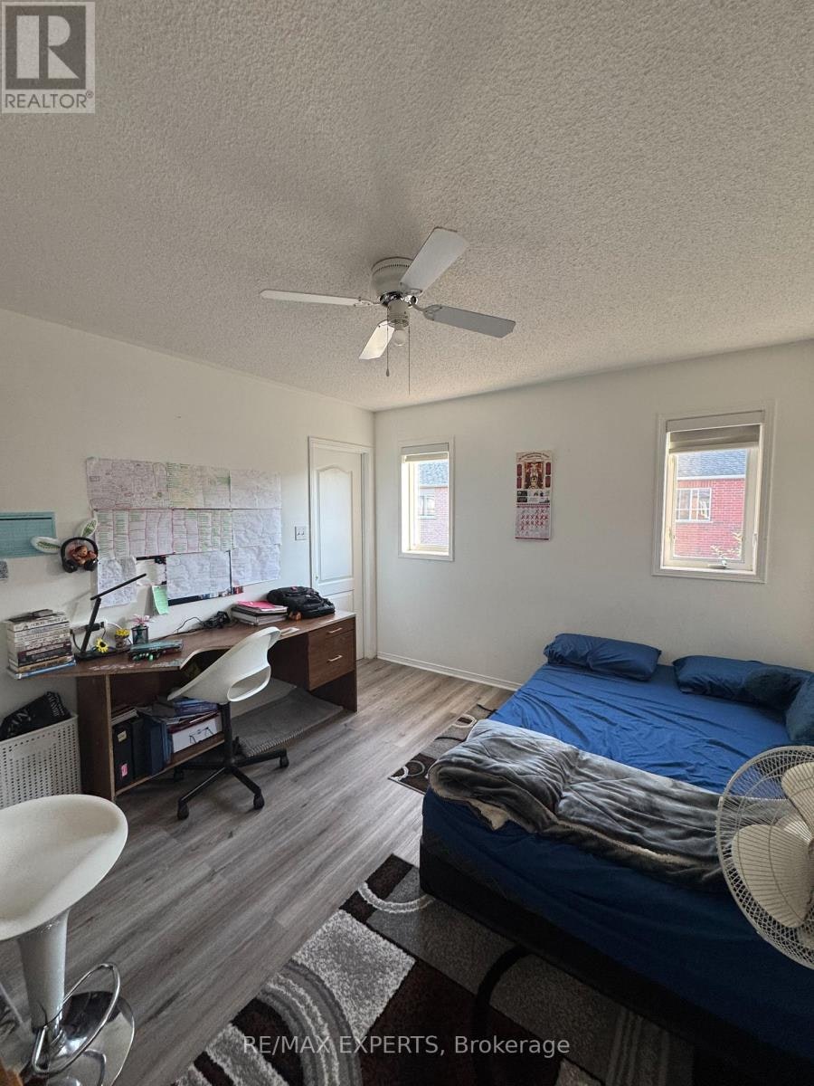 5864 Delle Donne Drive, Mississauga, ON, L5M 7A3 - 8