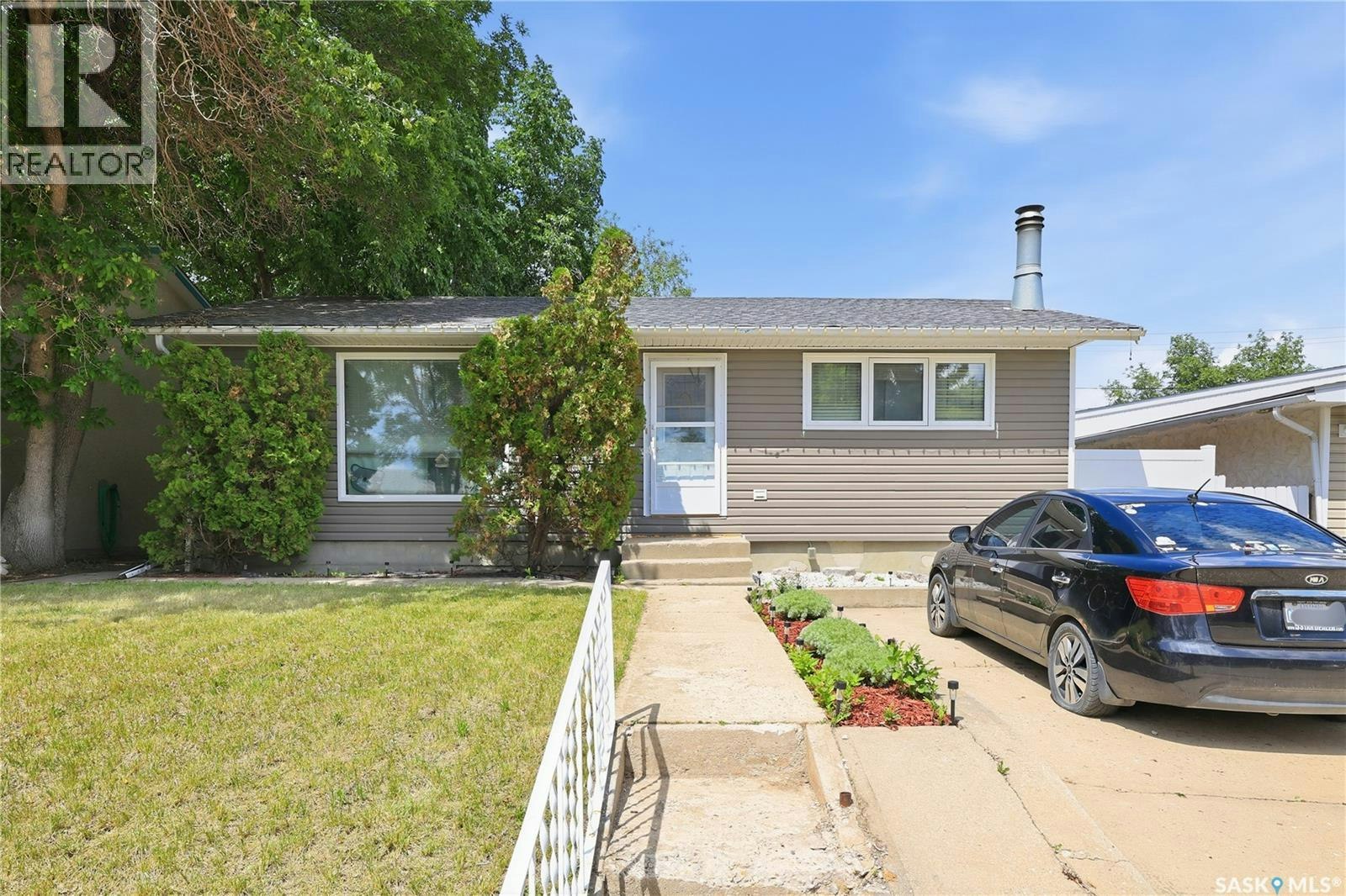 1434 Hochelaga Street W, Moose Jaw, SK, S6H 6G5