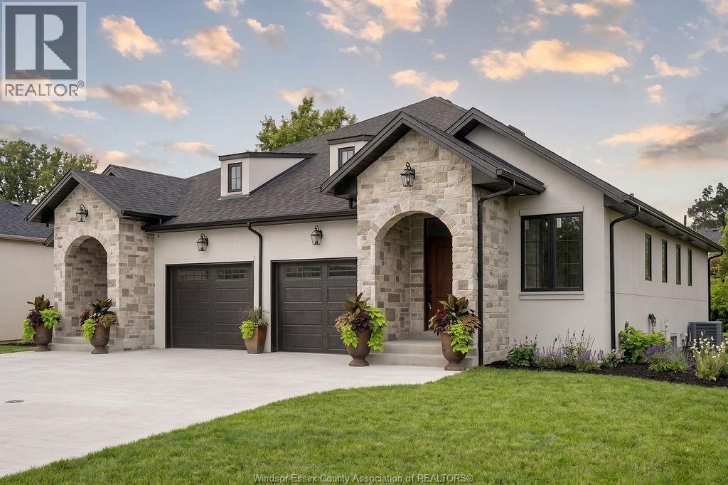 487 Maple, Lasalle, ON, N9J 1P3