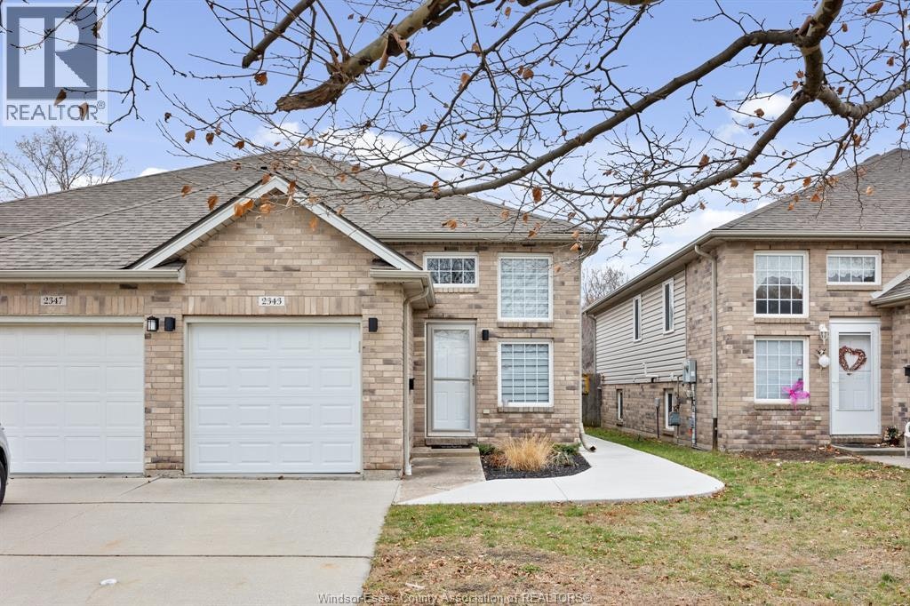2343 Lamont Street, Windsor, ON, N9E 3Z2