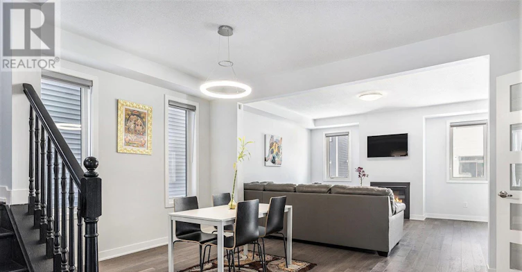 309 Crossway Terrace, Ottawa, ON, K2S 3A8 - 3