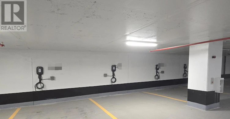 PARKING-88 Queen Street E, Toronto, ON, M5C 0B6