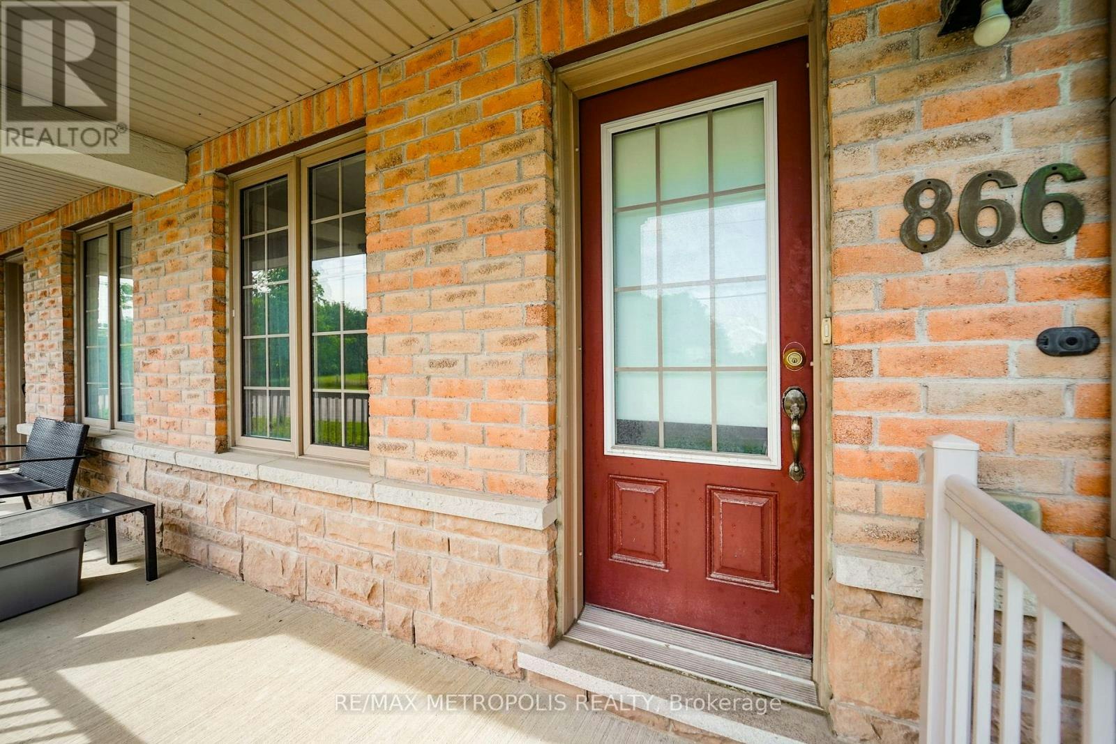 866 Audley Road, Ajax, ON, L1Z 1M4 - 8