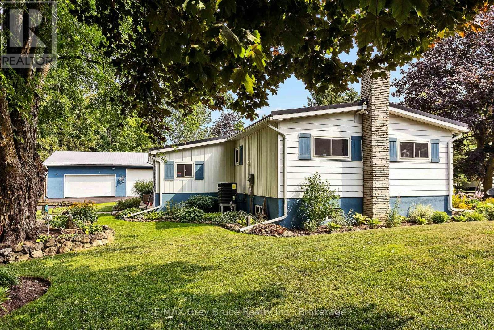 21571 Grey 16 Rd Road E, Chatsworth, ON, N0H 2N0