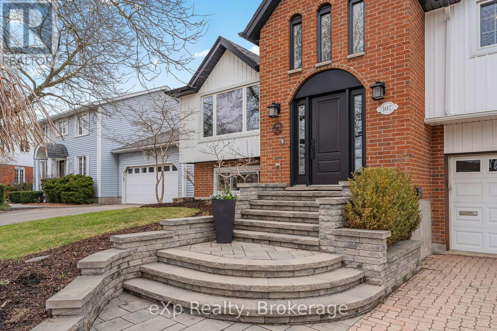107 Woodborough Road, Guelph, ON, N1G 3L7 - 2