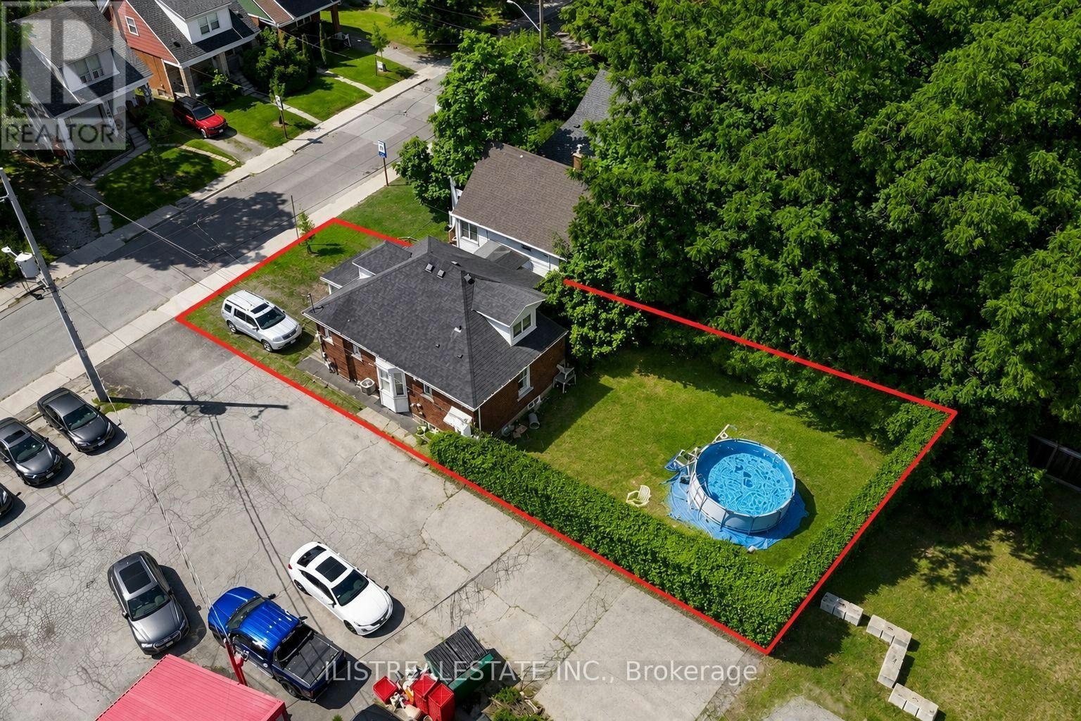 2 Norfolk Street N, Hamilton, ON, L8S 3K1