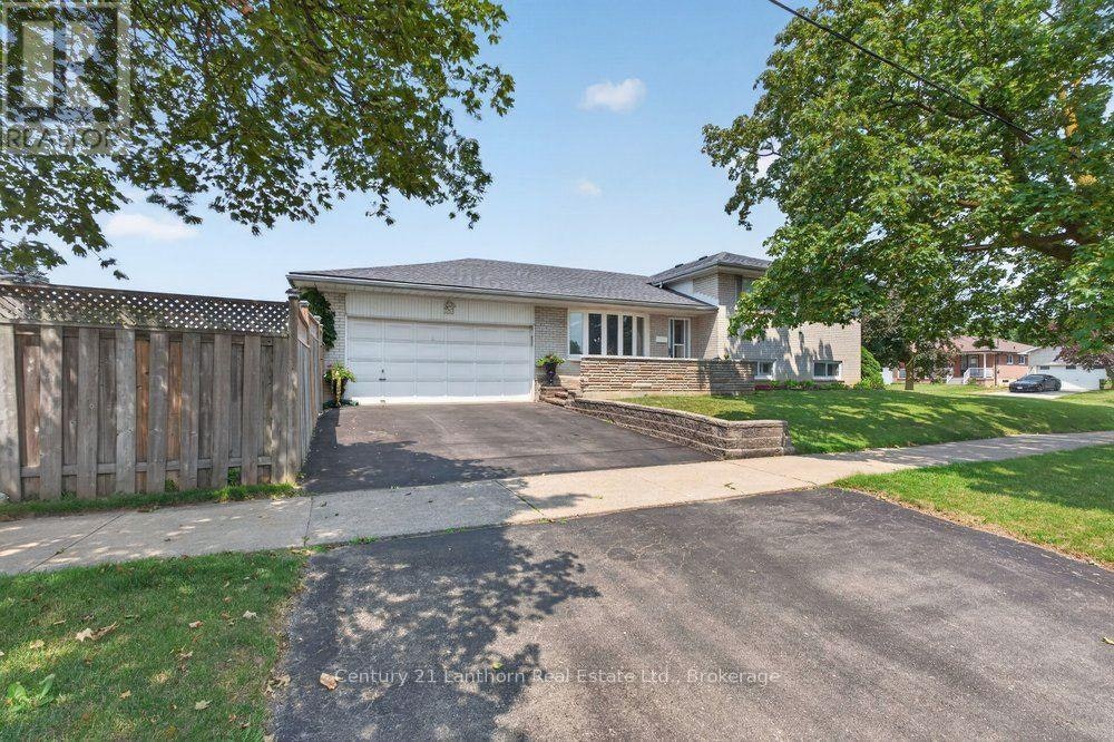 333 Jeffcoat Drive, Toronto, ON, M9W 3E4