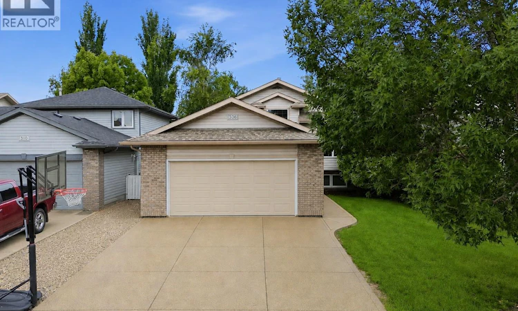 306 Kucey Crescent