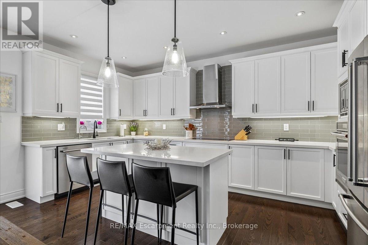 2400 Spring Meadow Way, Oakville, ON, L6M 0R6 - 17