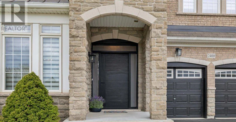 2400 Spring Meadow Way, Oakville, ON, L6M 0R6 - 2