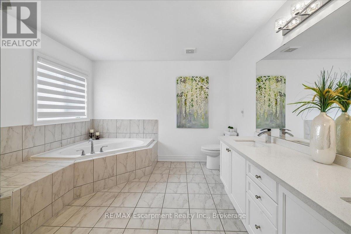 2400 Spring Meadow Way, Oakville, ON, L6M 0R6 - 28