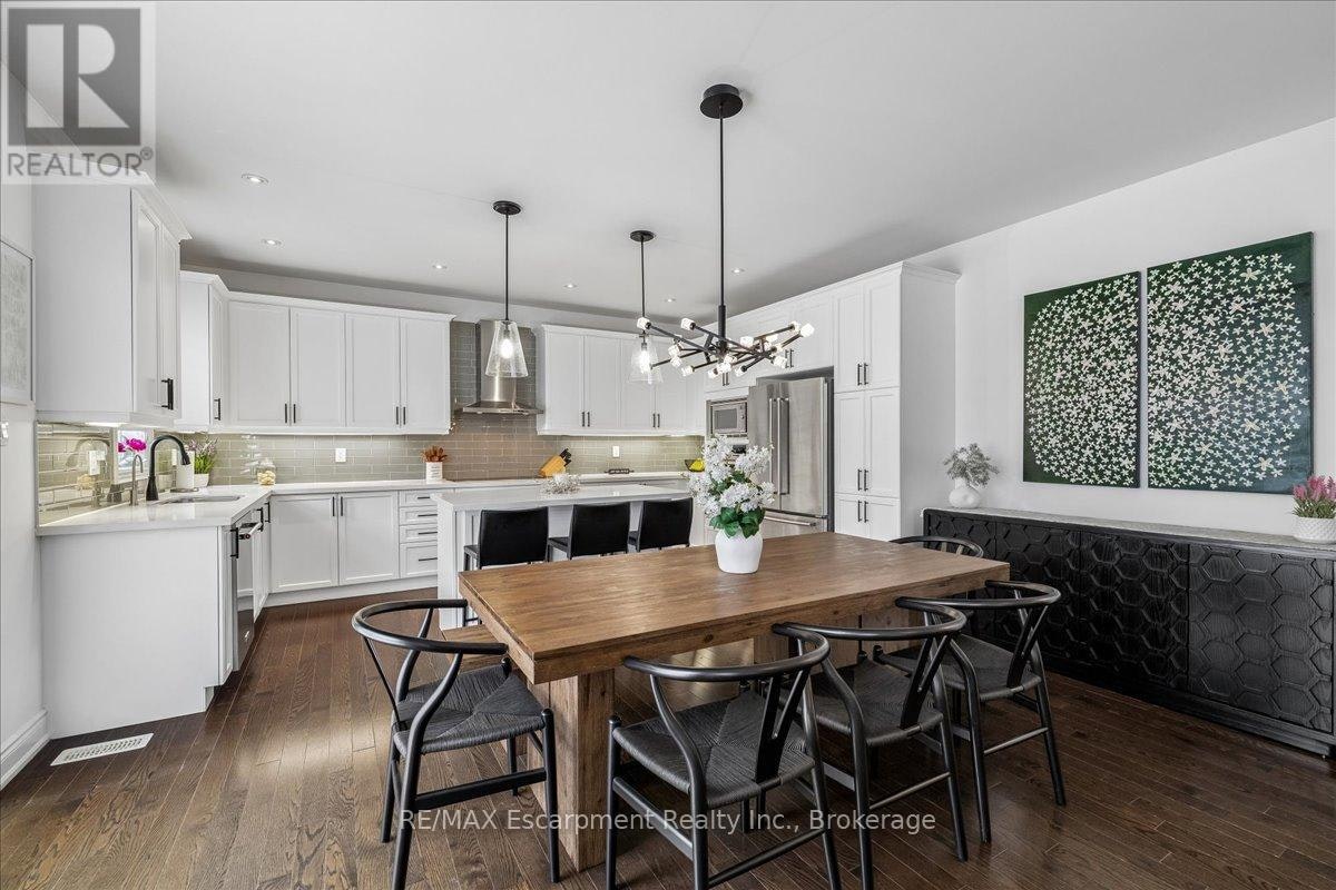 2400 Spring Meadow Way, Oakville, ON, L6M 0R6 - 14