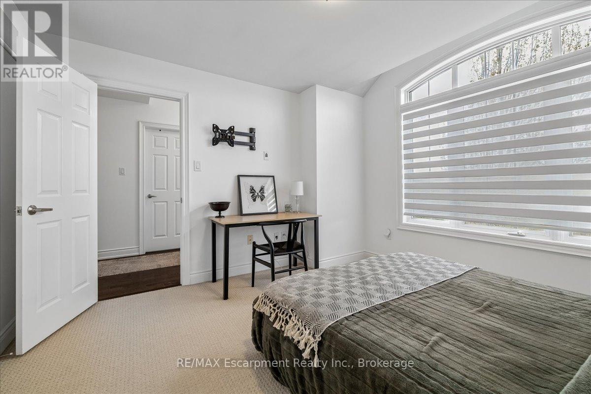 2400 Spring Meadow Way, Oakville, ON, L6M 0R6 - 41