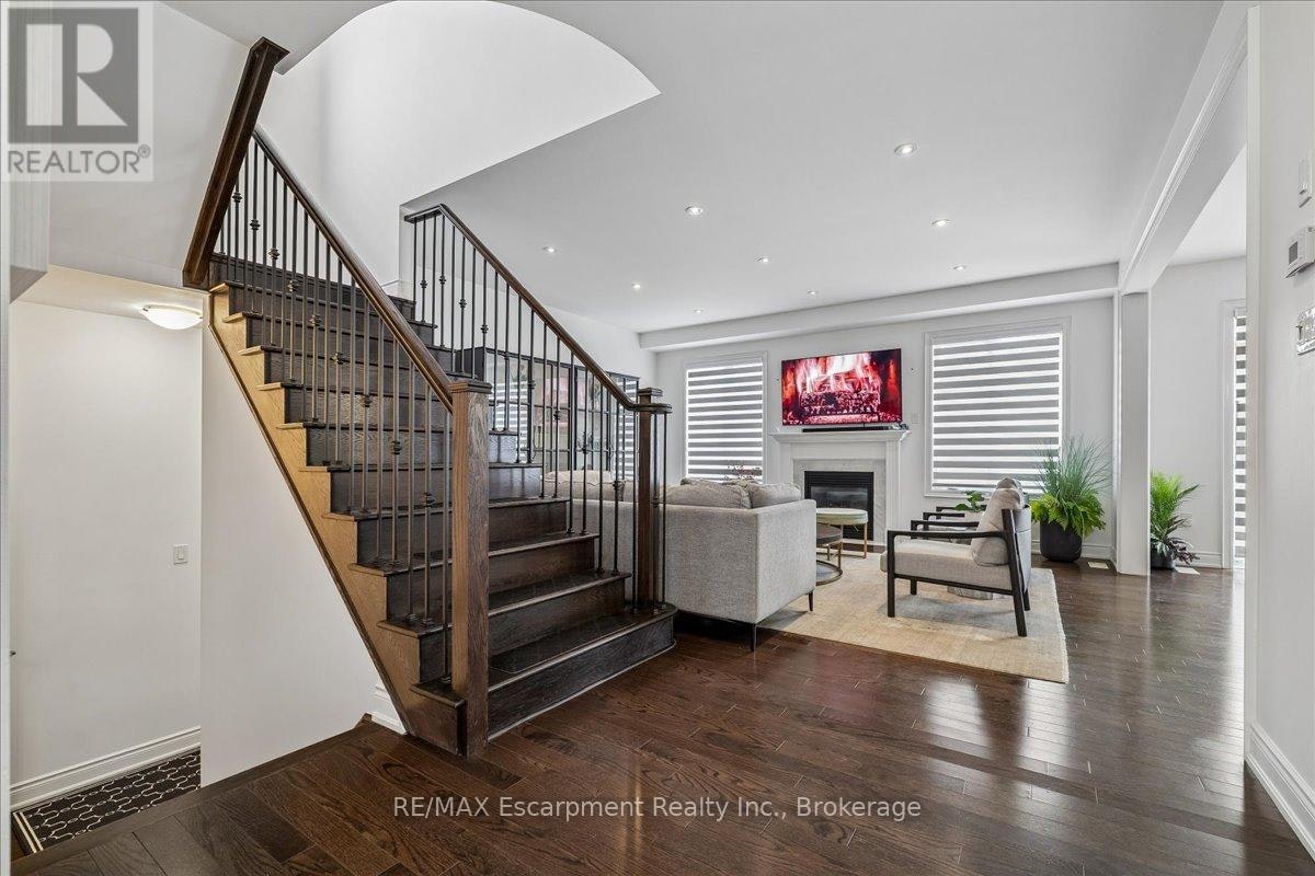 2400 Spring Meadow Way, Oakville, ON, L6M 0R6 - 7