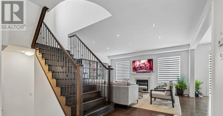 2400 Spring Meadow Way, Oakville, ON, L6M 0R6 - 7