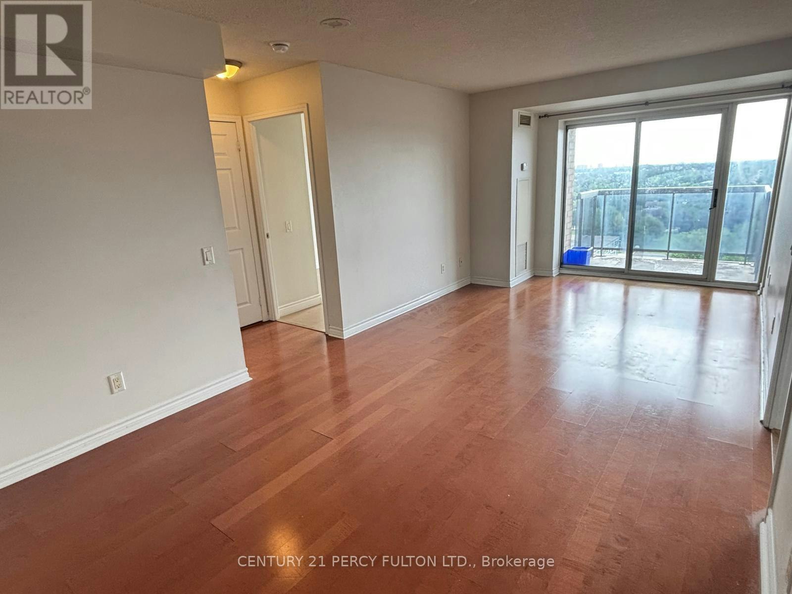 1101-8 Mondeo Drive, Toronto, ON, M1P 5C7 - 3
