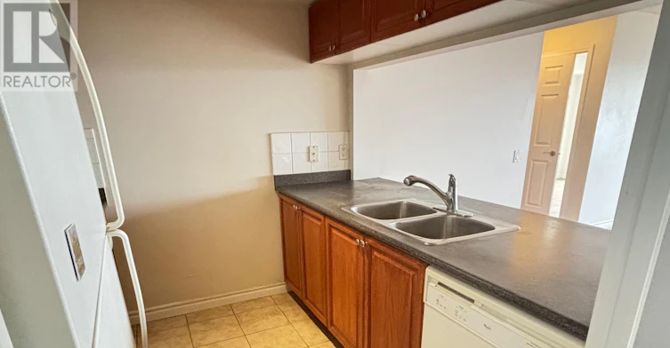 1101-8 Mondeo Drive, Toronto, ON, M1P 5C7 - 7