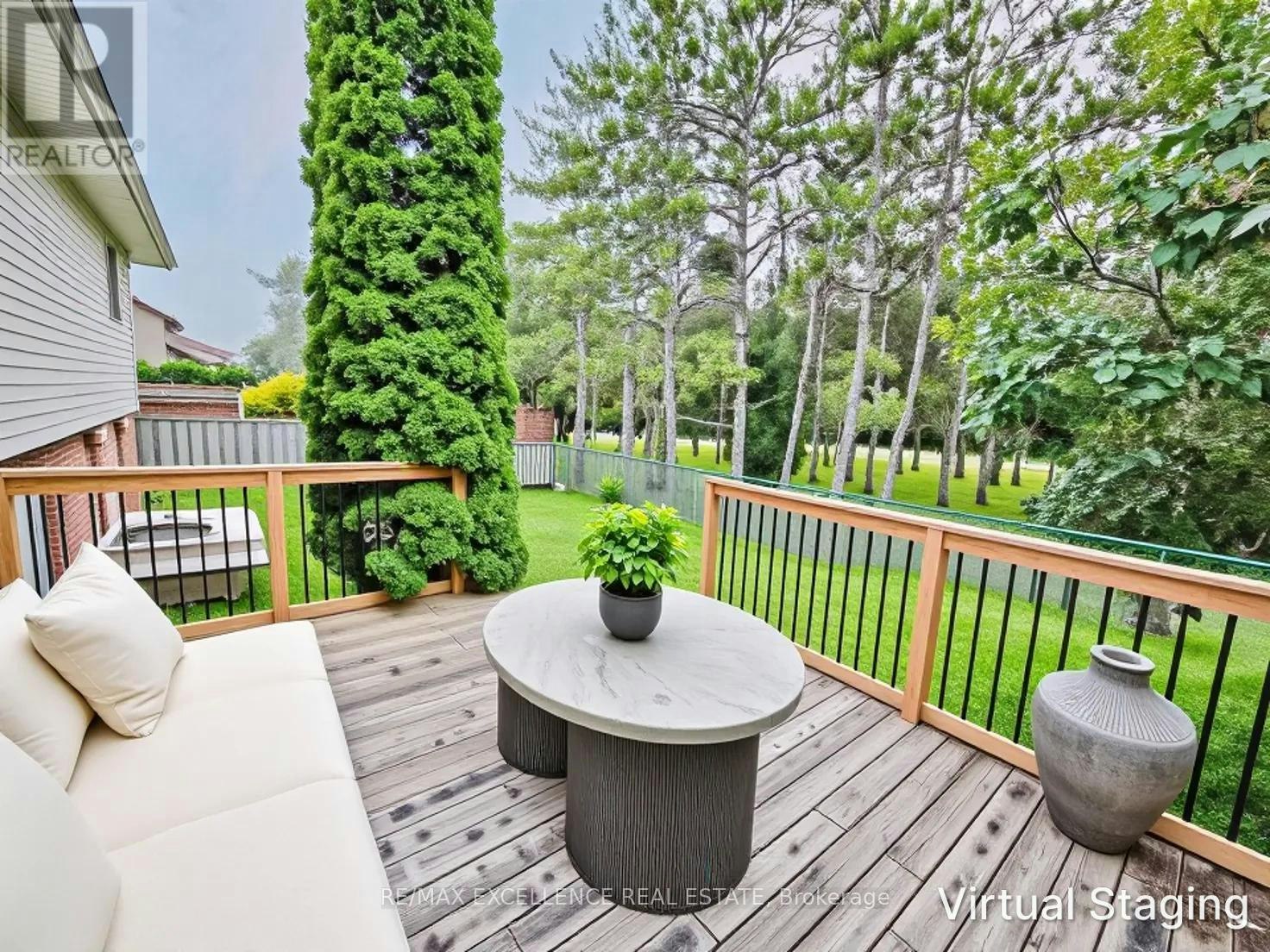 307 Niagara Drive, Oshawa, ON, L1G 8A8 - 9