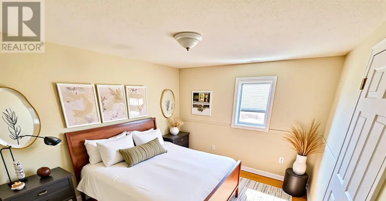 307 Niagara Drive, Oshawa, ON, L1G 8A8 - 4