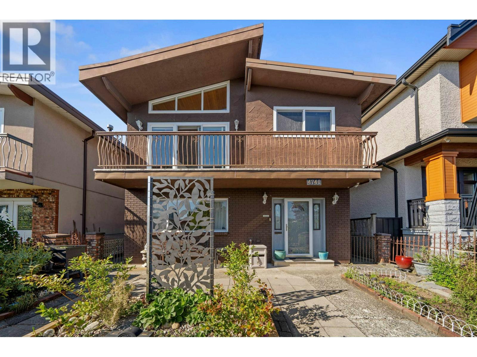 4741 Union Street, Burnaby, BC, V5C 2Y5