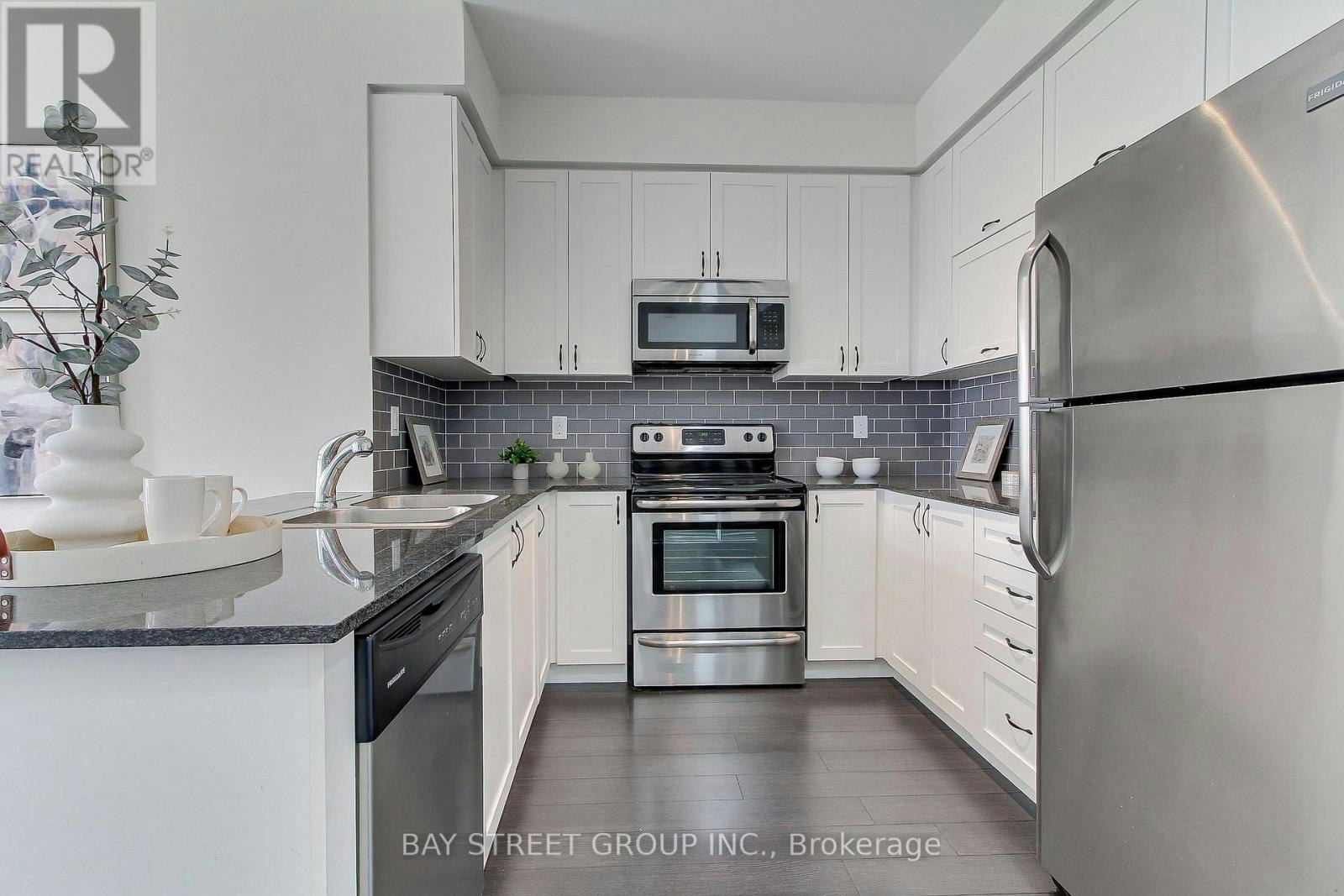 PH8-28 Prince Regent Street, Markham, ON, L6C 0V5 - 7