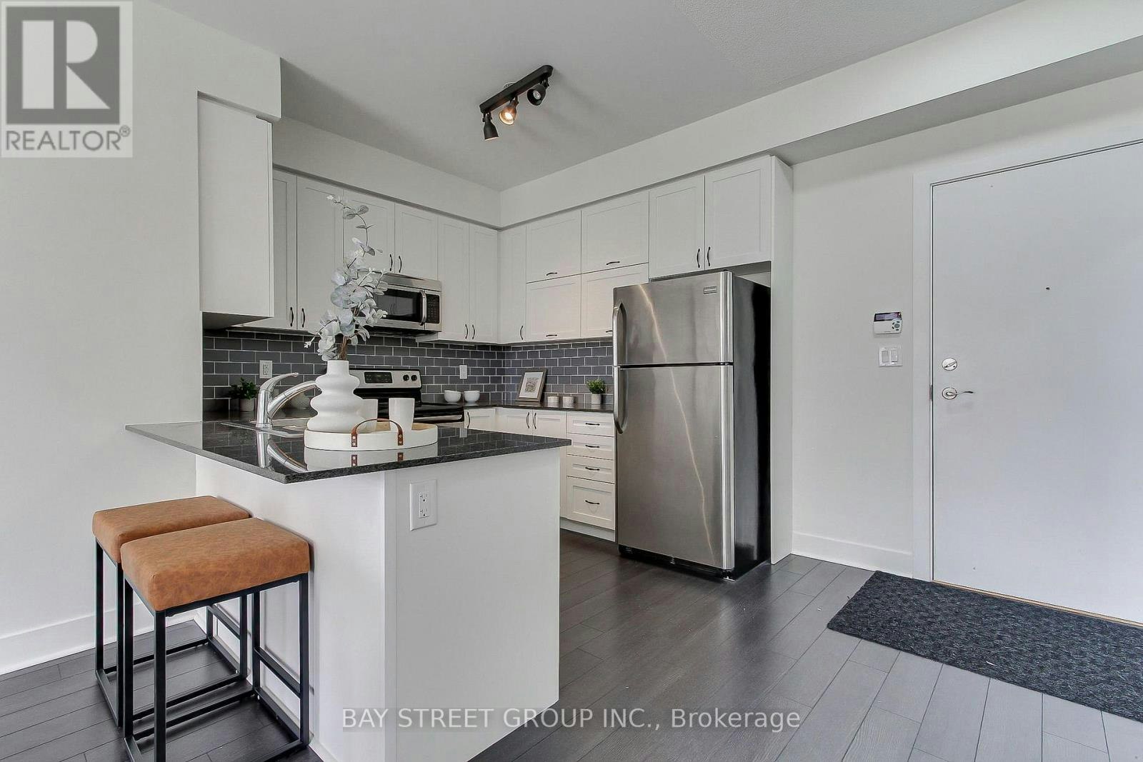PH8-28 Prince Regent Street, Markham, ON, L6C 0V5 - 6