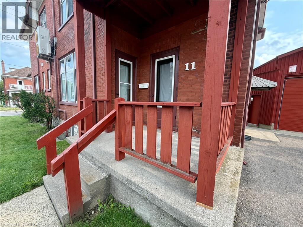 F-31 Regina Street N, Waterloo, ON, N2J 2Z9 - 24
