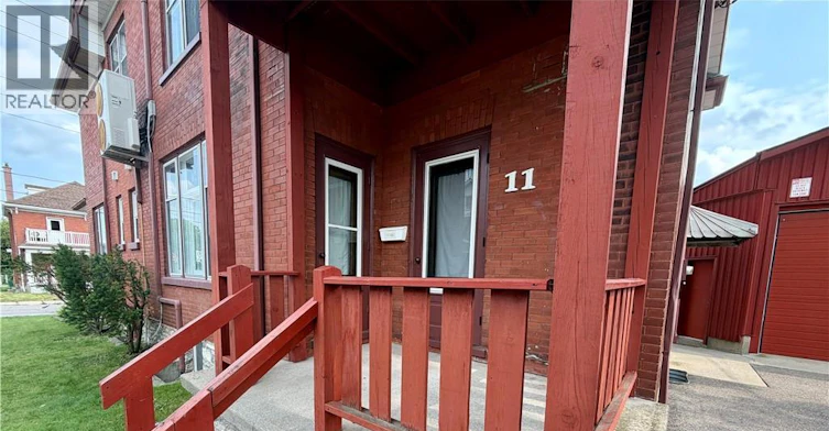 F-31 Regina Street N, Waterloo, ON, N2J 2Z9 - 24